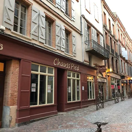 Apartment En Toute Intimite Dans Le Centre Historique *