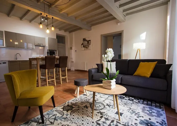 Appartement En Toute Intimité Dans Le Centre Historique